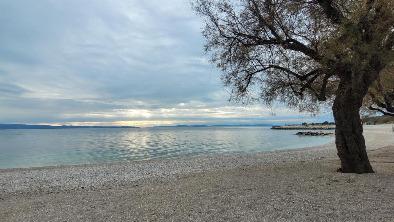 Sea View With Garden Apartment Joshua Split Bagian luar foto